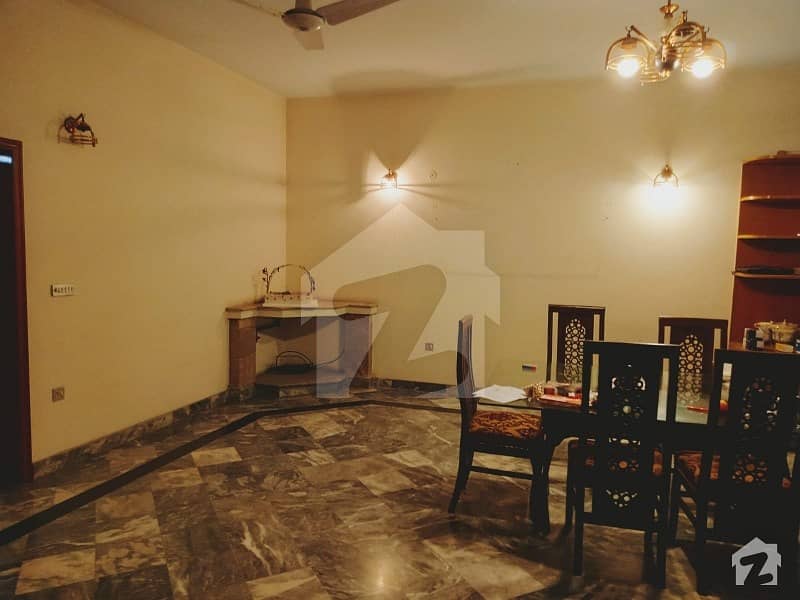 ہربنس پورہ روڈ لاہور میں 4 کمروں کا 3 مرلہ مکان 85 لاکھ میں برائے فروخت۔