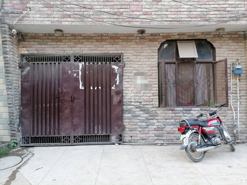 علامہ اقبال ٹاؤن ۔ ہُما بلاک علامہ اقبال ٹاؤن لاہور میں 3 کمروں کا 3 مرلہ مکان 1 کروڑ میں برائے فروخت۔