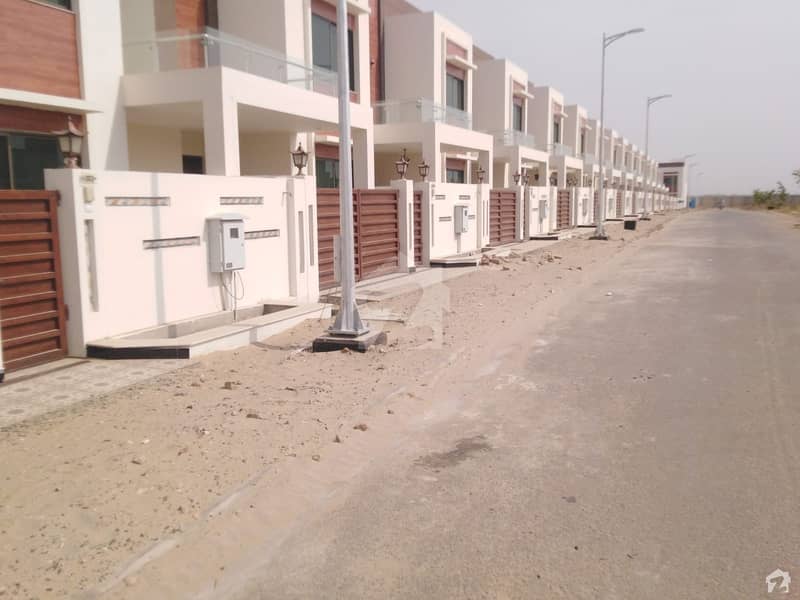 Get Exclusive Deals On This House Located In DHA Defence