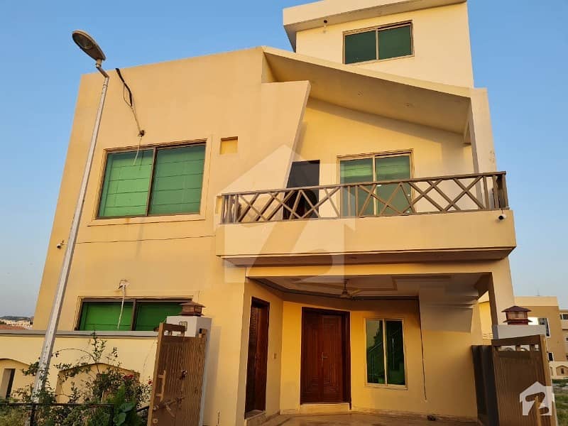 7 Marla Double Storey House For Rent In Umer Block