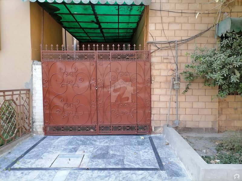 Highly-coveted 5 Marla House Is Available In Allama Iqbal Town For Sale