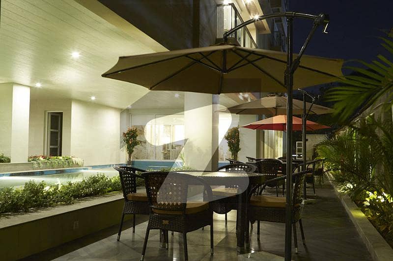 Flat Of 900 Square Feet Available In Gulberg Flat Of 900 Square Feet Available In Gulberg