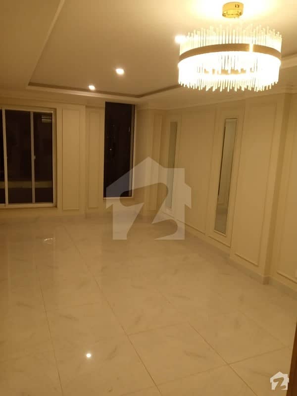 1 Bed Flat For Sale In Bahria Town Lahore