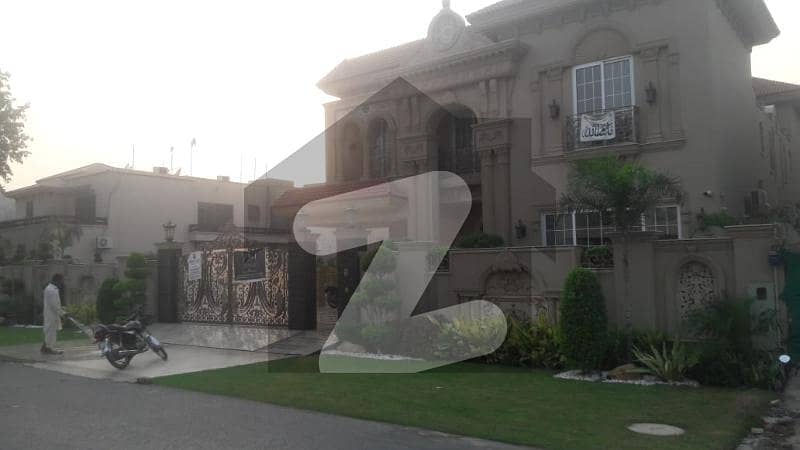 ڈی ایچ اے فیز 5 ڈیفنس (ڈی ایچ اے) لاہور میں 5 کمروں کا 2 کنال مکان 14.75 کروڑ میں برائے فروخت۔
