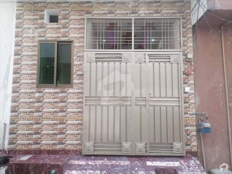 آشیانہ روڈ لاہور میں 4 کمروں کا 3 مرلہ مکان 70 لاکھ میں برائے فروخت۔