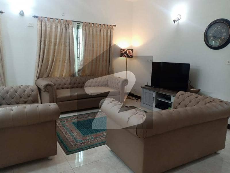 12 Marla 4 Bed Flat 4th Floor For Rent In Askari 11