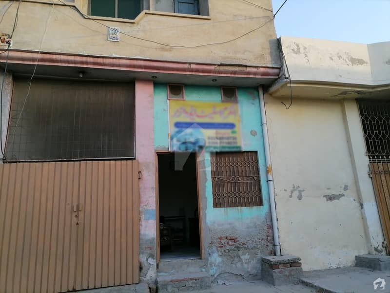 ملت روڈ فیصل آباد میں 4 کمروں کا 4 مرلہ مکان 45 لاکھ میں برائے فروخت۔