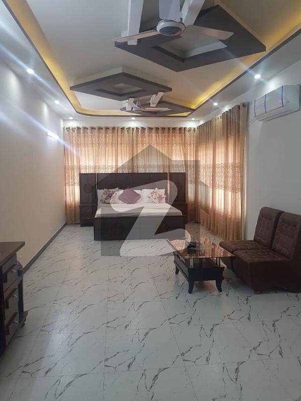 defence 500 yards bungalow for rent