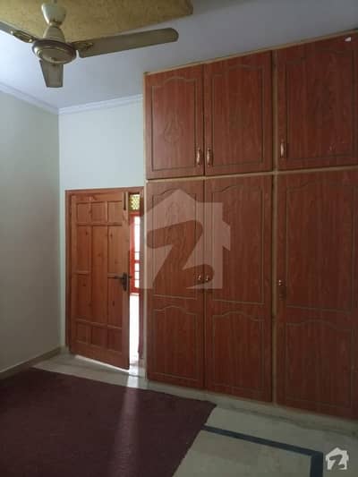 Room With Attached Washroom Available For Rent