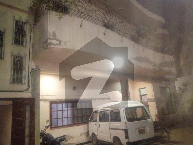 ناظم آباد 4 ناظم آباد کراچی میں 3 کمروں کا 8 مرلہ بالائی پورشن 40 ہزار میں کرایہ پر دستیاب ہے۔