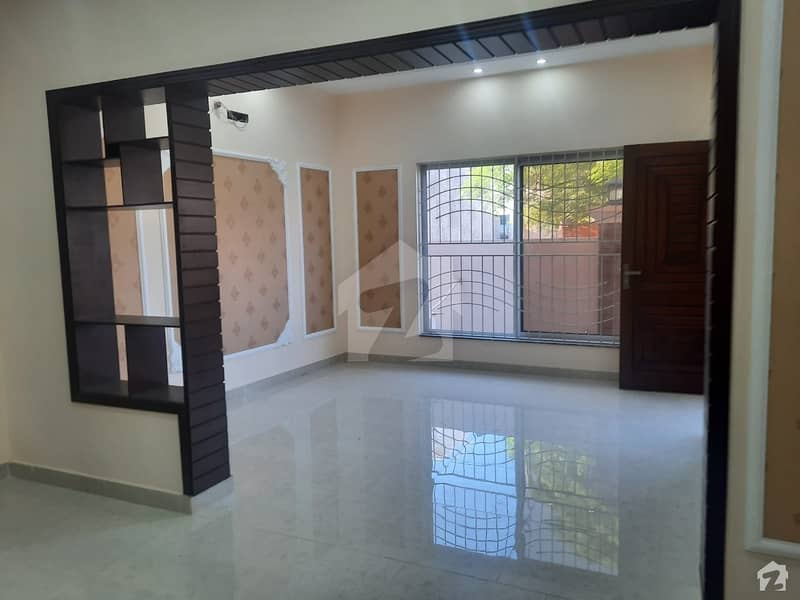 Get This 10 Marla House In Rs 25,000,000