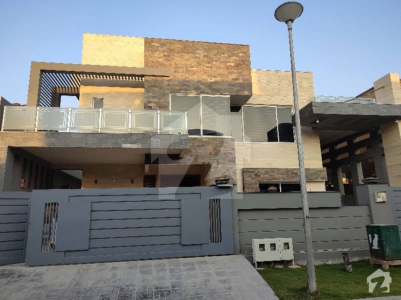 Brand New Luxury House On Extremely Prime Location Available For Sale In Islamabad