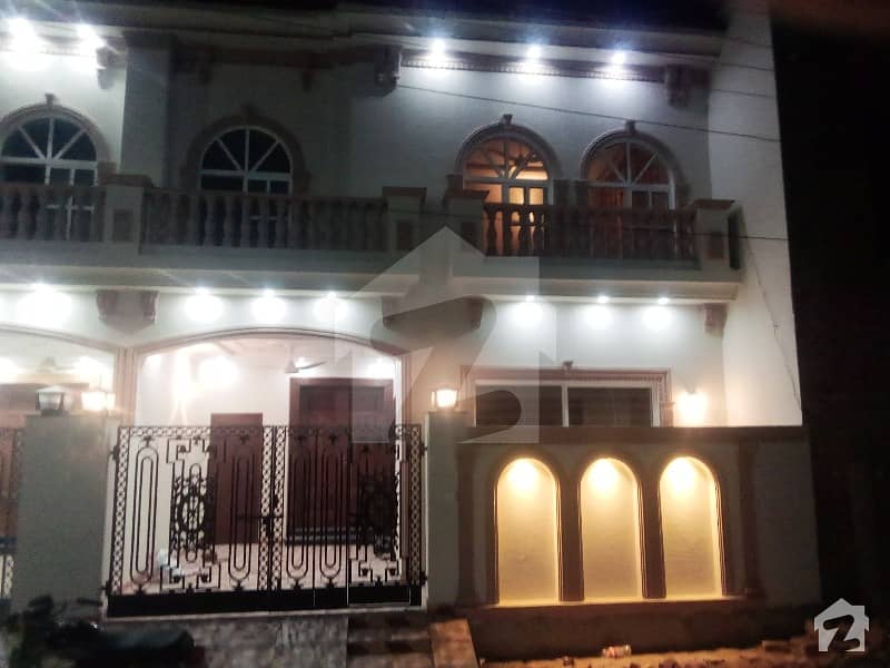 بینکرز کوآپریٹو ہاؤسنگ سوسائٹی لاہور میں 3 کمروں کا 5 مرلہ مکان 1.7 کروڑ میں برائے فروخت۔
