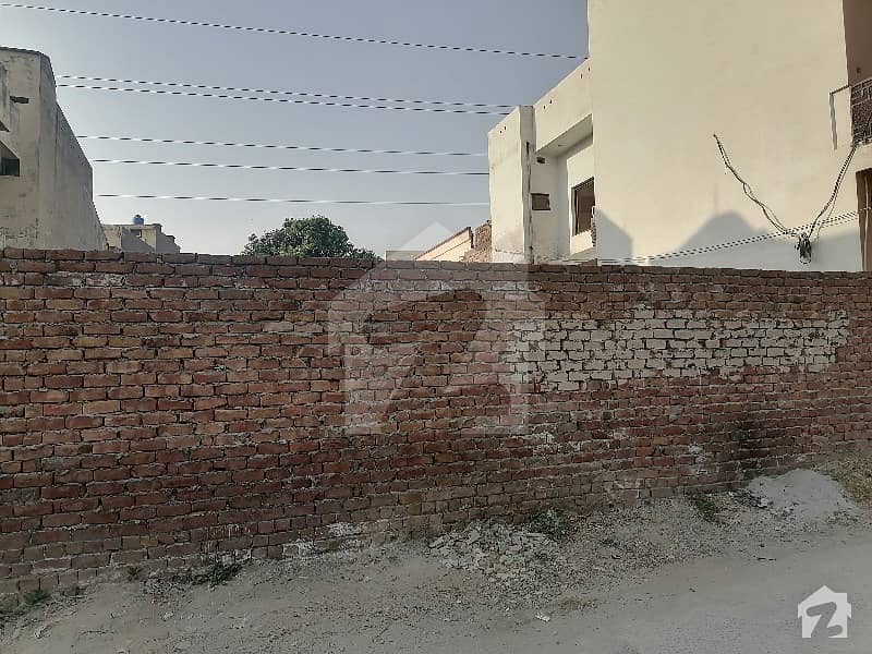گلستان کالونی راولپنڈی میں 14 مرلہ رہائشی پلاٹ 1.7 کروڑ میں برائے فروخت۔