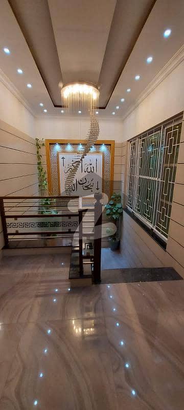 ایچ بی ایف سی ہاؤسنگ سوسائٹی لاہور میں 6 کمروں کا 2 کنال مکان 10.5 کروڑ میں برائے فروخت۔