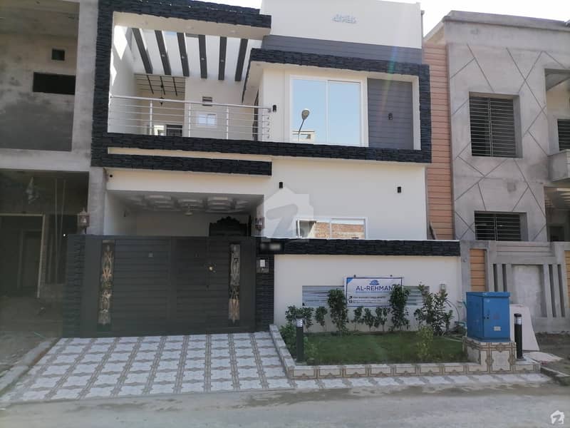 5 Marla House In DC Colony For Sale