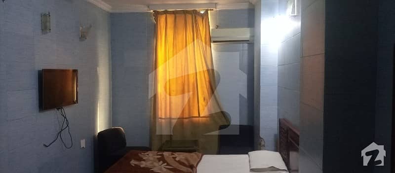 Furnished Room Available In 1 Kanal House For Rent