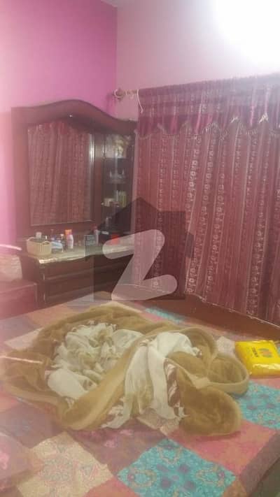 محمود آباد کراچی میں 2 کمروں کا 2 مرلہ فلیٹ 29 لاکھ میں برائے فروخت۔