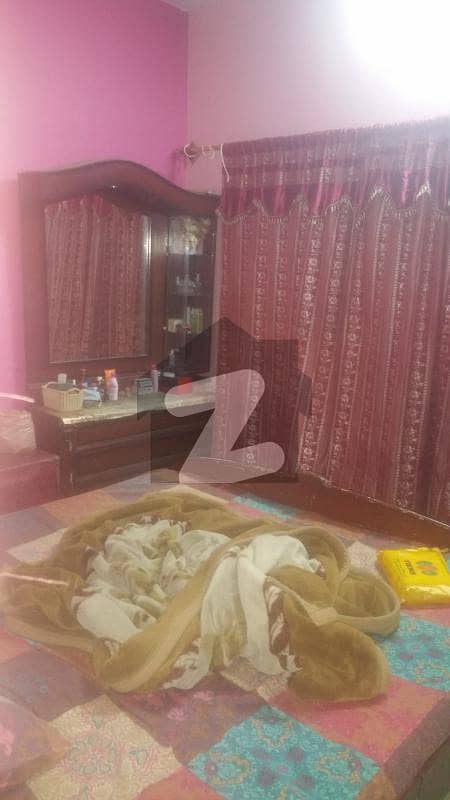 محمود آباد کراچی میں 2 کمروں کا 2 مرلہ فلیٹ 29 لاکھ میں برائے فروخت۔