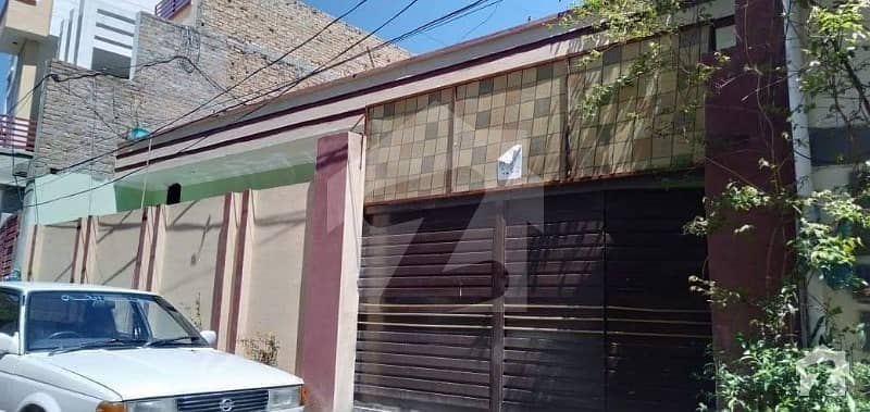 ورسک روڈ پشاور میں 4 کمروں کا 8 مرلہ مکان 1.4 کروڑ میں برائے فروخت۔