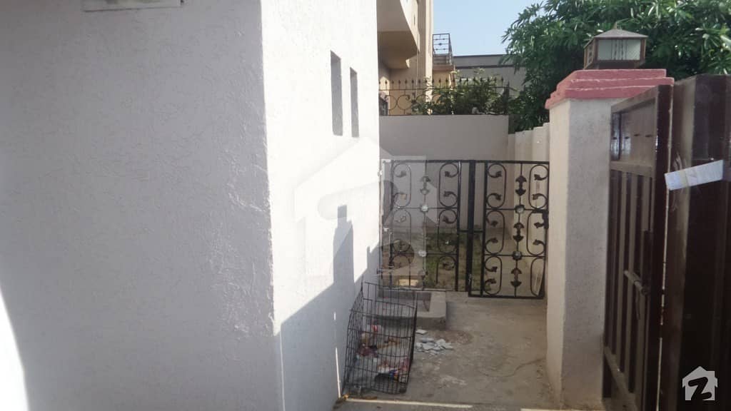 Well-constructed House Available For Sale In Askari 14