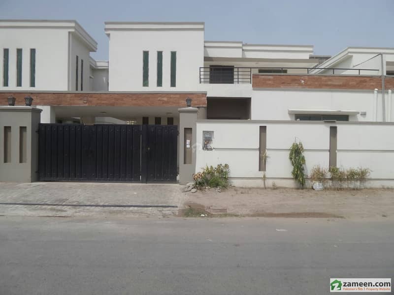 1 Kanal Upper Portion Is Available  For Rent