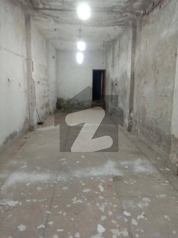اچھرہ لاہور میں 3 مرلہ عمارت 3.5 کروڑ میں برائے فروخت۔