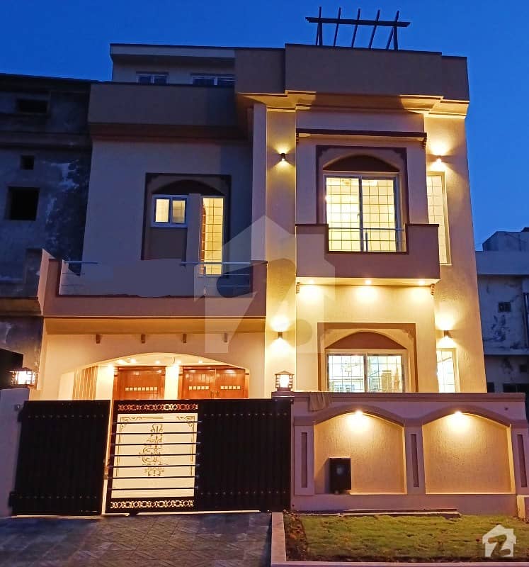 Top Notched House At Prime Location For Sale