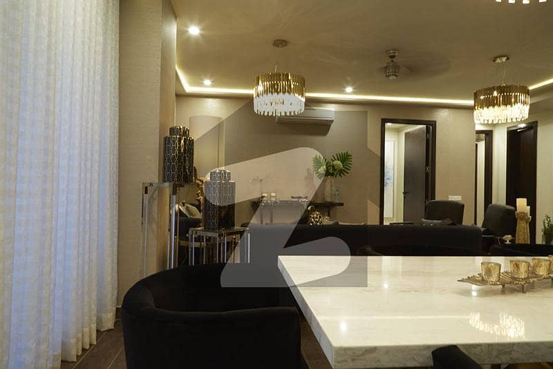 Flat Of 900 Square Feet Available In Gulberg Flat Of 900 Square Feet Available In Gulberg