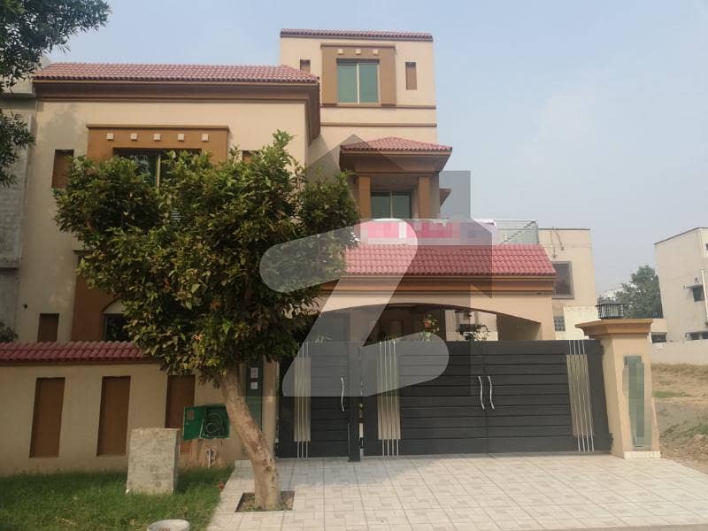 10 Marla Beautiful House For Rent In Iris Block Sector C Bahria Town Lahore