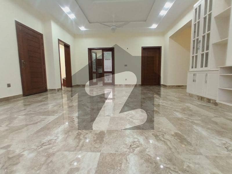 1 Kanal Brand New Upper Portion With Separate Gate Ting Road