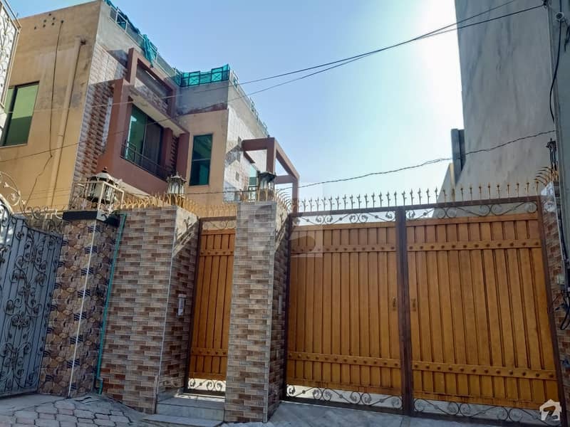 27 Marla House In Rehman Shaheed Road Best Option
