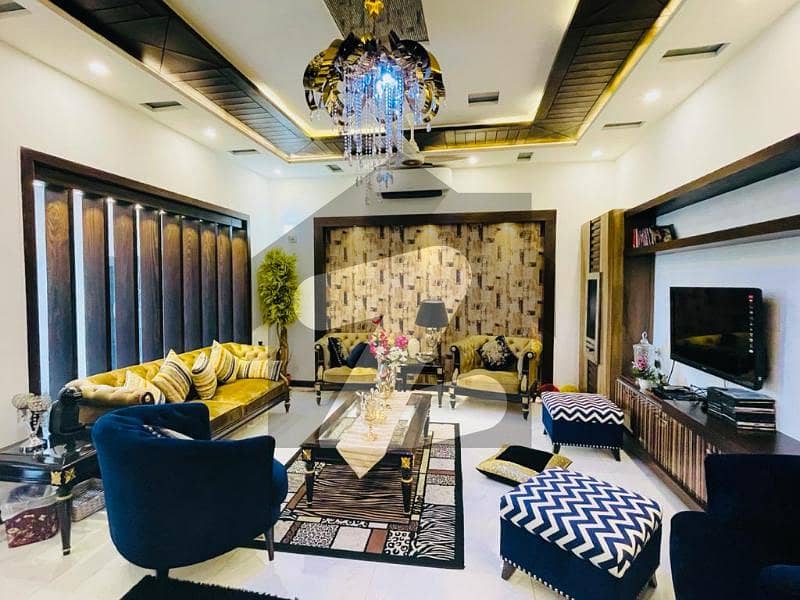 ڈی ایچ اے فیز 5 ڈیفنس (ڈی ایچ اے) لاہور میں 3 کمروں کا 1 کنال بالائی پورشن 69 ہزار میں کرایہ پر دستیاب ہے۔