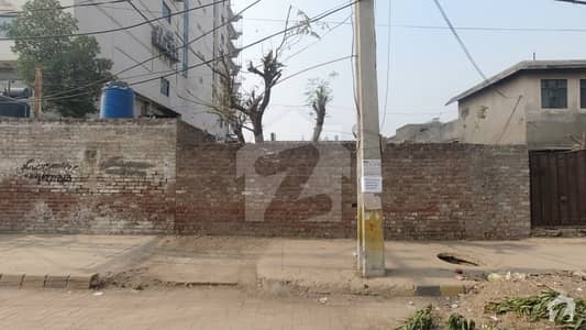 Well-placed 42 Marla Commercial Plot For Sale In Gulberg