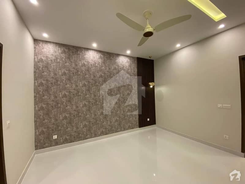 Prime Location 2 Kanal House For Sale
