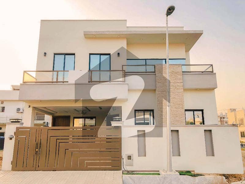 Stunning 7 Marla Non-furnished House For Sale