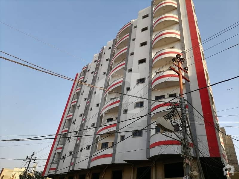 ناظم آباد - بلاک 5ای ناظم آباد کراچی میں 1 کمرے کا 2 مرلہ فلیٹ 32 لاکھ میں برائے فروخت۔