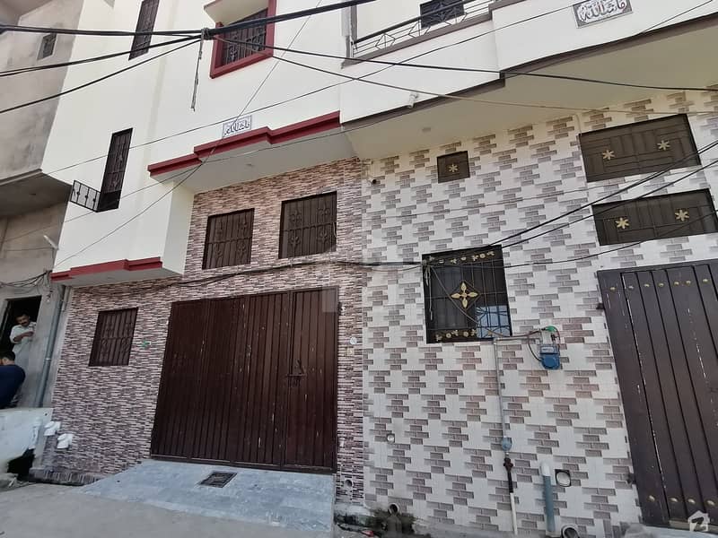 House Available For Rs 9,500,000 In