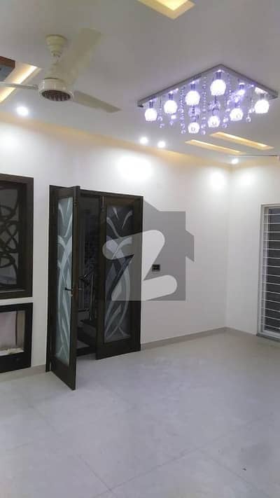 10 Marla Brand New Upper Portion For Rent In Bahria Town Lahore.