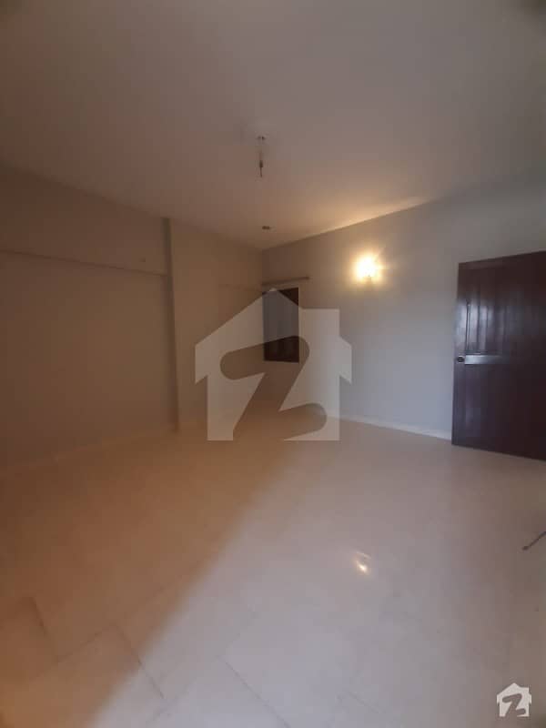 Flat For Sale Full Floor