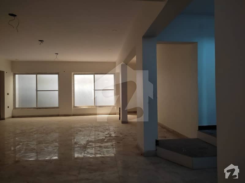 Commercial  Basement Available For Rent In Gulistan E Jauhar Near Continental Bakery