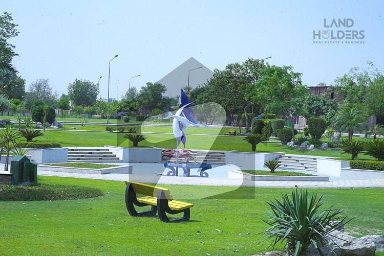 بحریہ ٹاؤن - طلحہ بلاک بحریہ ٹاؤن سیکٹر ای بحریہ ٹاؤن لاہور میں 10 مرلہ رہائشی پلاٹ 1.3 کروڑ میں برائے فروخت۔