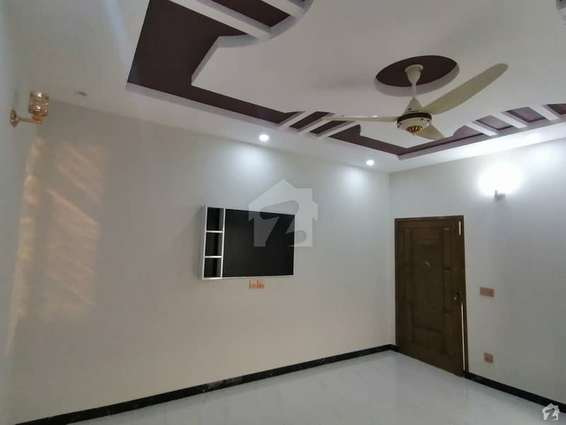 ملٹری اکاؤنٹس ہاؤسنگ سوسائٹی لاہور میں 5 کمروں کا 8 مرلہ مکان 2.05 کروڑ میں برائے فروخت۔