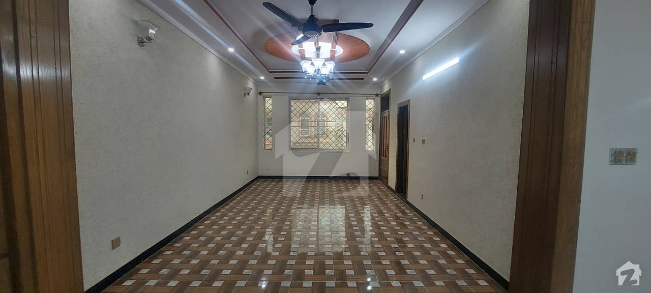5 Marla House Available In Popular Location Of Ghauri Town