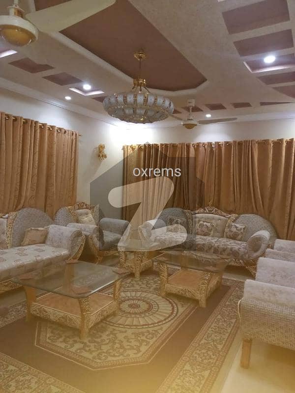 350 Square Yards House Up For Sale In Gulshan-e-Iqbal Town