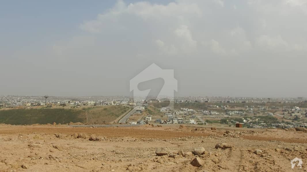 8 Marla residential plot for sale in dha valley