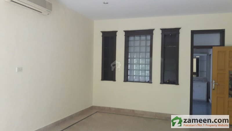 Beautiful 7 Bed House Available For Rent In E7 Islamabad Beautiful 7 Bed House Available For Rent In E7 Islamabad