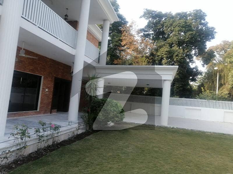 7200 Square Feet House In G-6 Is Available For Rent