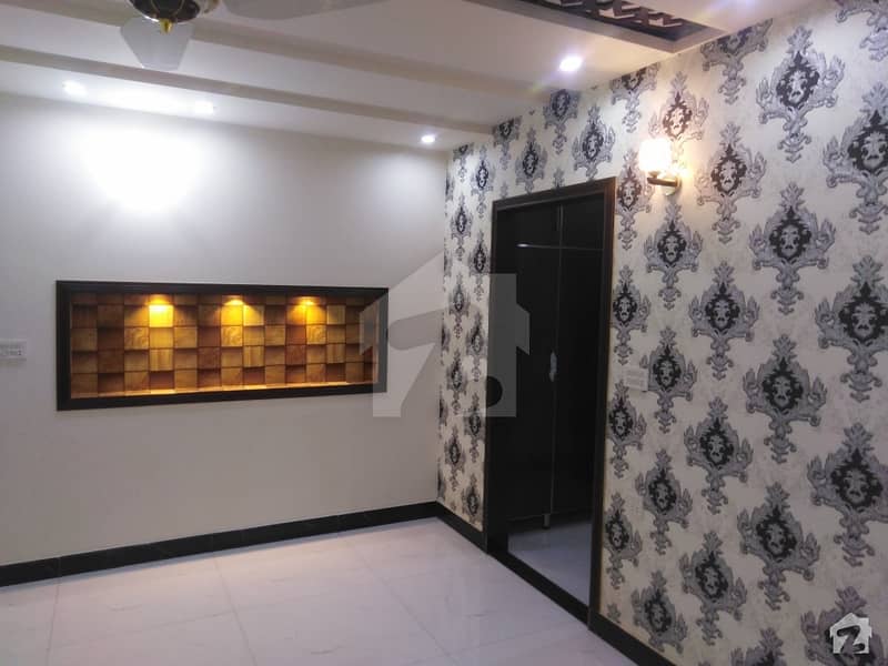 20 Marla Spacious House Available In Wapda City For Sale