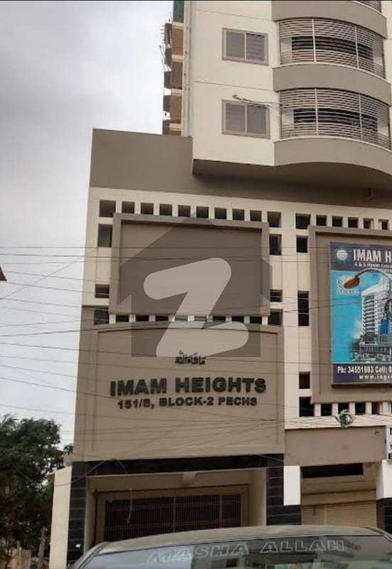 خالد بِن ولید روڈ کراچی میں 4 کمروں کا 11 مرلہ پینٹ ہاؤس 5 کروڑ میں برائے فروخت۔